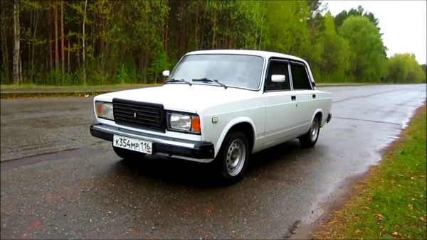 Авто в движении