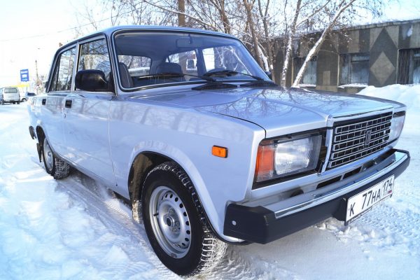 Автомобиль «семёрка»