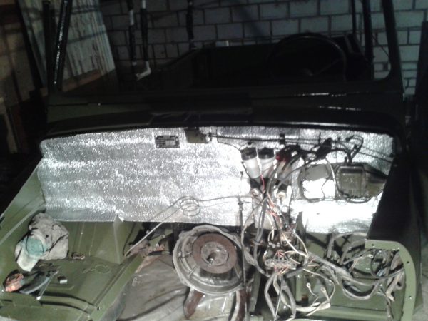 Шумоизоляция подкапотного пространства
