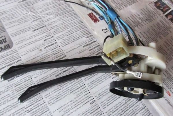 Подрулевой переключатель