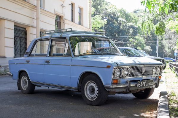 ВАЗ-2103