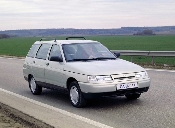 ВАЗ-2111